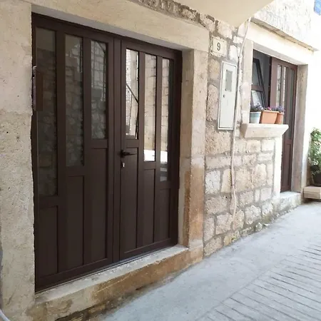 Ljubica *